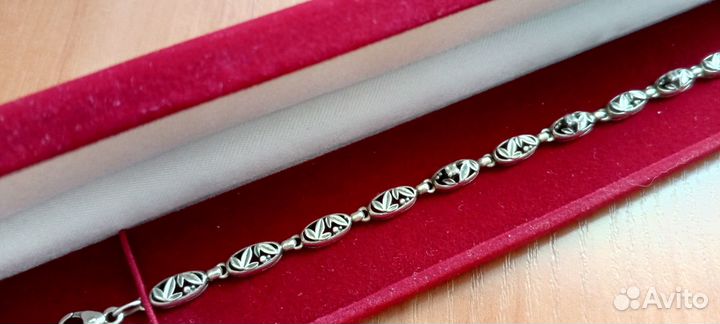 Серебряный браслет с фианитами