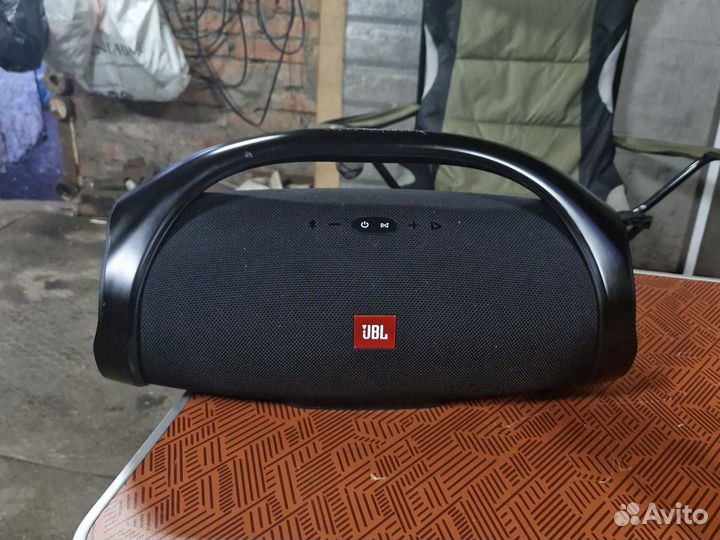 Портативная колонка jbl