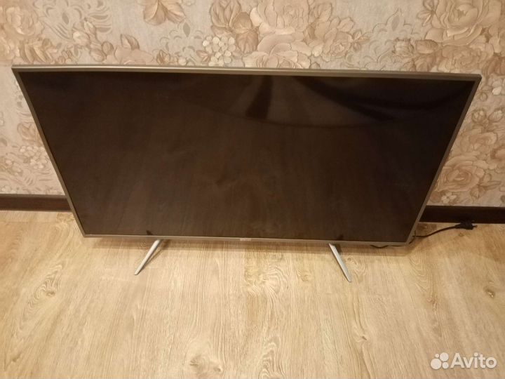 Телевизор на запчасти