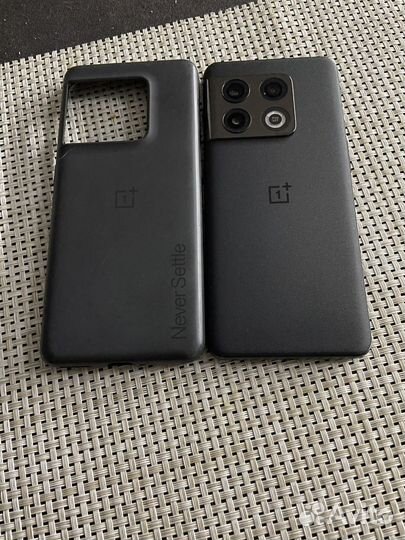 OnePlus 10 pro, 8/128 ГБ