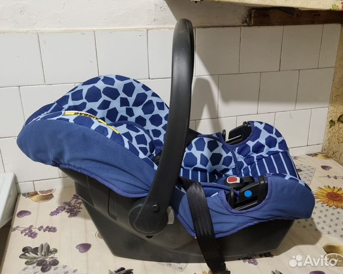 Детское автокресло переноска