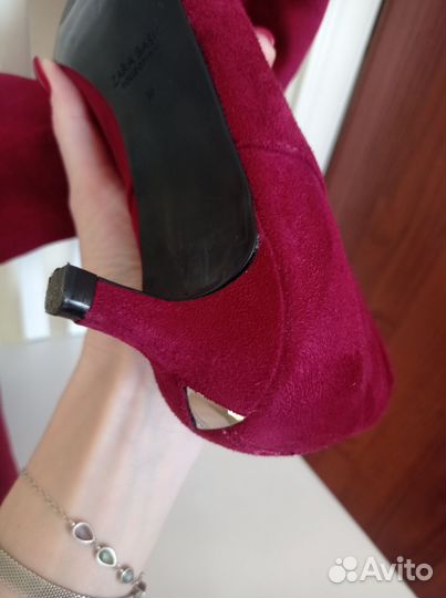 Сапоги ботфорты Zara