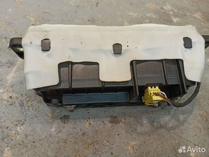 Подушка безопасности пассажира vw passat b6