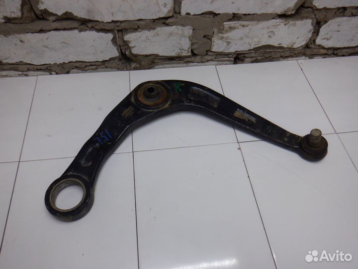 Рычаг передний правый Peugeot 206
