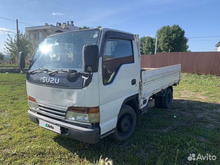 Isuzu Elf, 2001