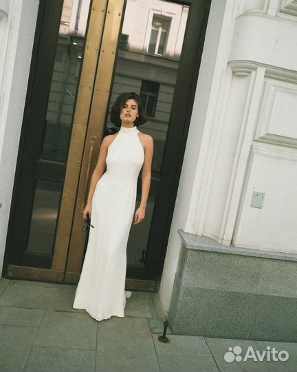 Платье Simplify