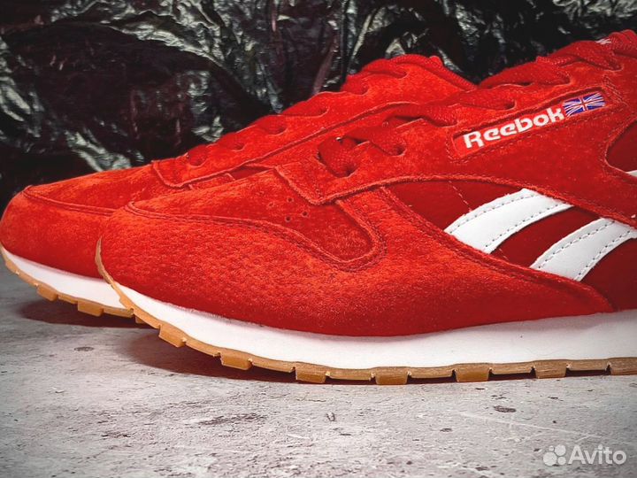 Кроссовки reebok красные