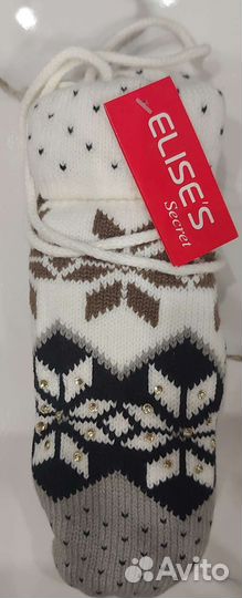 Варежки вязаные женские