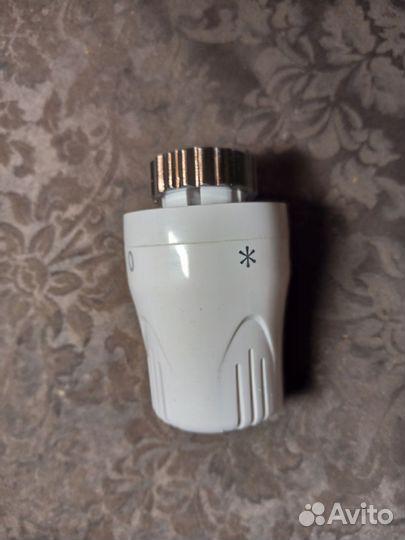 Термоголовка с жидкостным датчиком