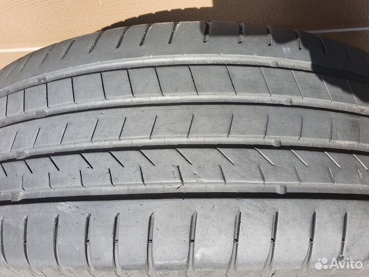 Bridgestone Alenza 001 235/65 R17 108V