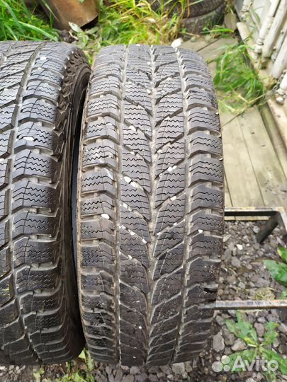 Uniroyal Snow Max 2 215/65 R16C 108Y