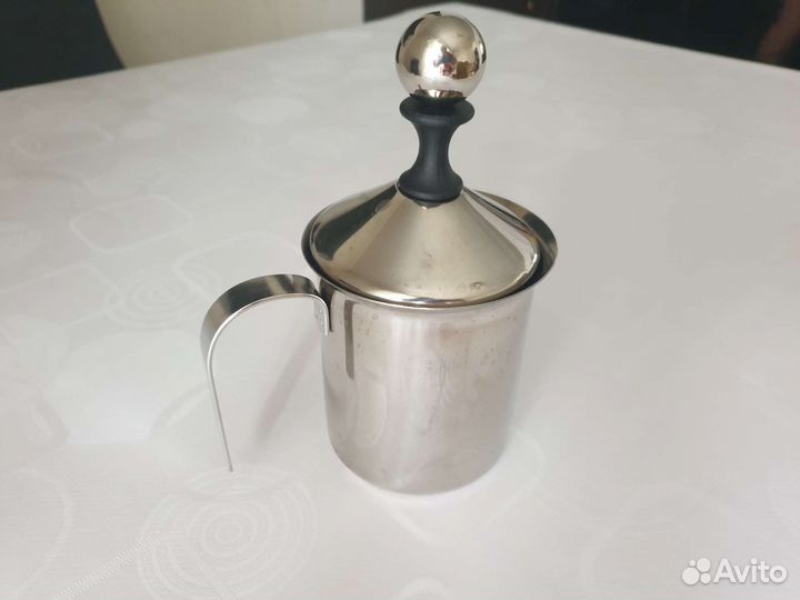 Вспениватель молока капучинатор