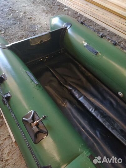 Надувная лодка