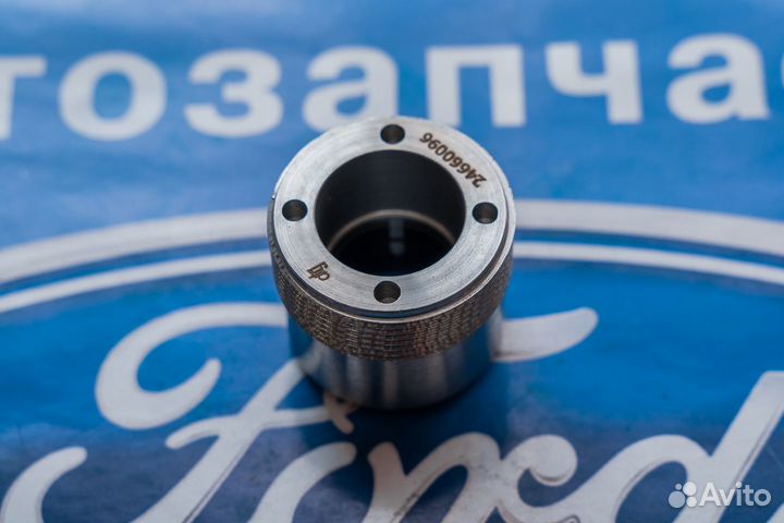 Направляющая блок-втулка рейки правая Форд Фокус 2