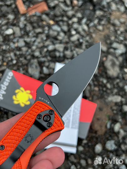 Нож Spyderco Tenacious Lightweight