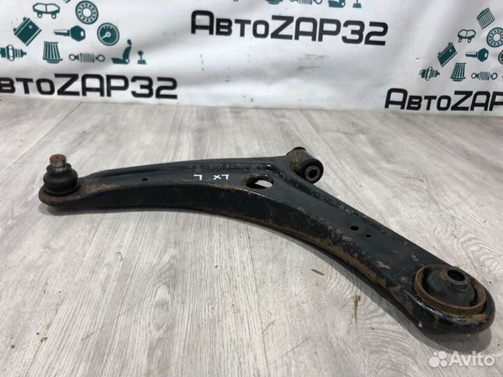 Рычаг передний левый Mitsubishi Lancer 10 4B11