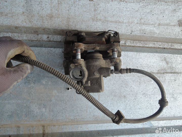 Суппорт задний правый для Citroen C5 2008-2017