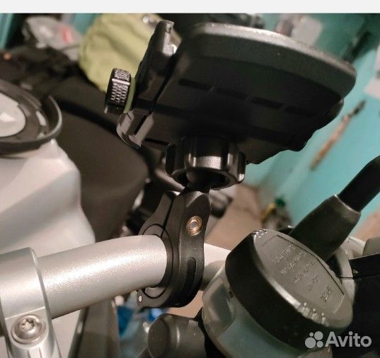 Держатель для телефона на руль мотоцикла 22/28 мм