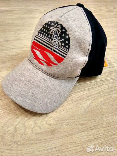 Кепка фирменная