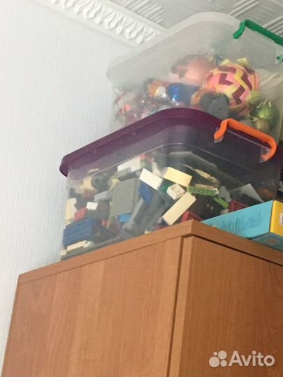 Коробка с lego