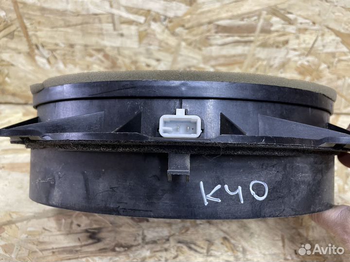 Колонка музыкальная (динамик) Toyota Camry 40