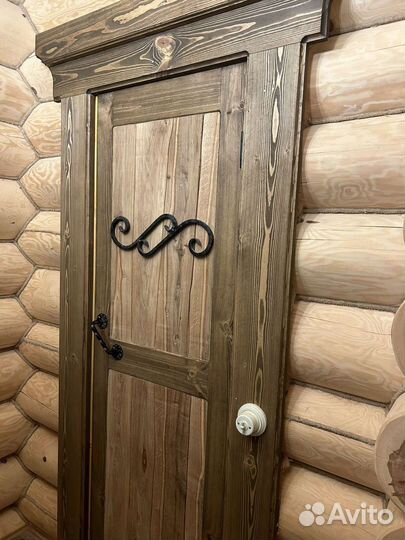 Двери из массива дуба