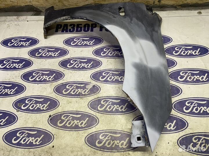 Крыло переднее правое Ford Fiesta