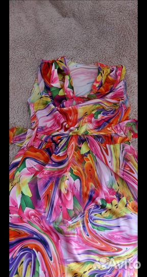 Платье шёлковое 44