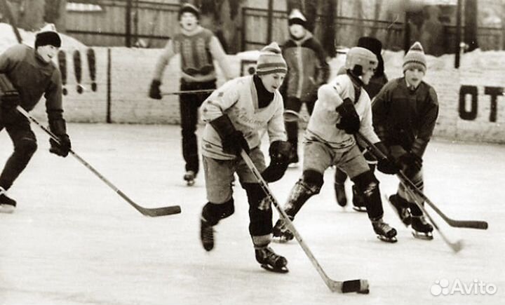 Новые клюшки хоккейные 1981г1сорт эфлм ки-76