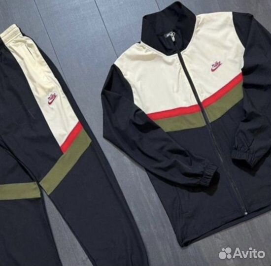 Спортивный костюм nike
