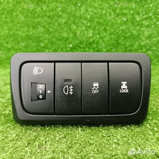 Блок кнопок SsangYong Actyon 2 SUV 2012 201006514