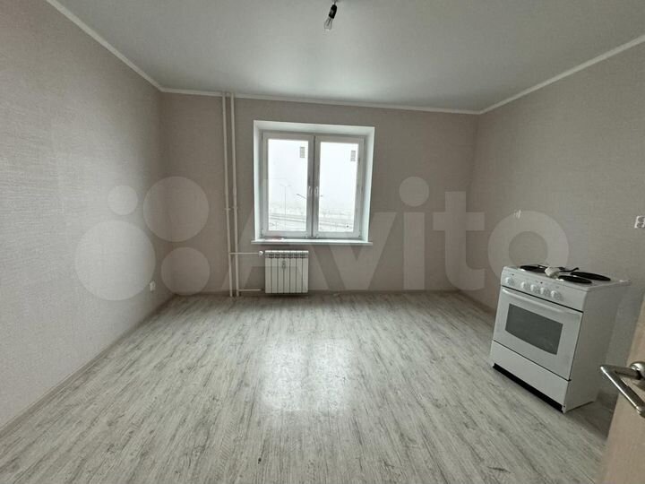 2-к. квартира, 63 м², 3/18 эт.