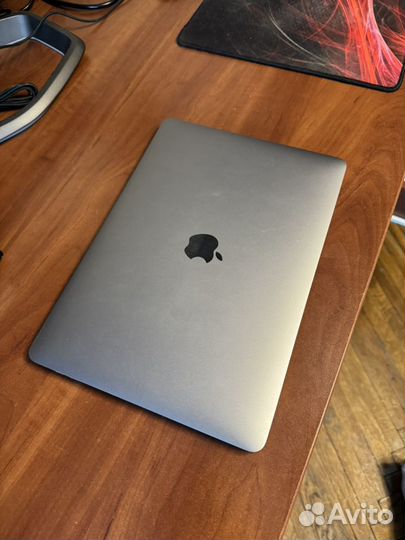 Macbook pro 13 2019 touch bar 128gb