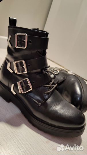Ботинки женские демисезонные 39 размер