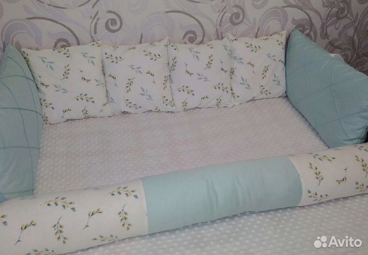 Бортики в кроватку, кокон для малыша