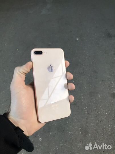 iPhone 8 Plus, 64 ГБ