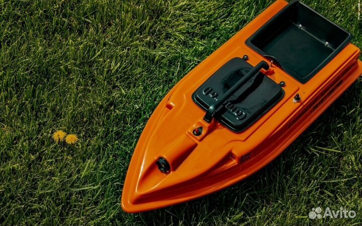 Прикормочный карповый кораблик CamaraD Mono