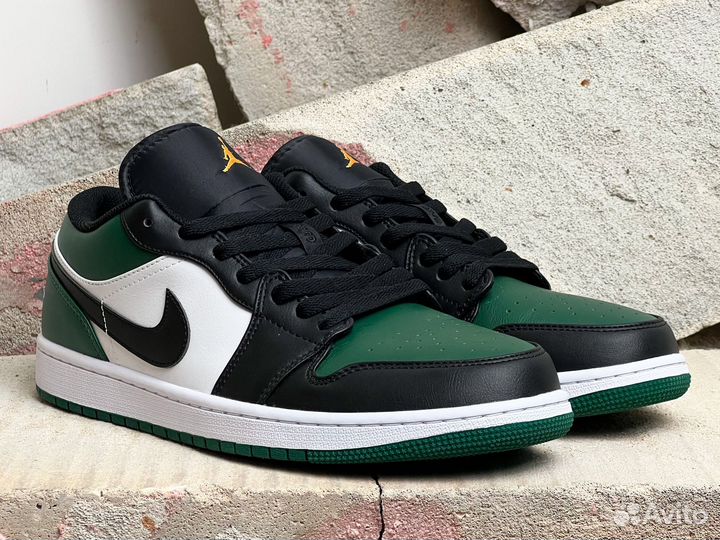 Nike Air Jordan 1 Low Green Toe