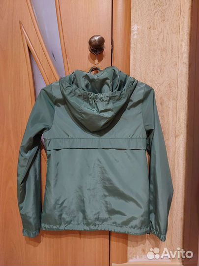 Ветровка для девочки