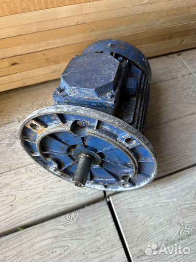 Электродвигатель 3 кВт