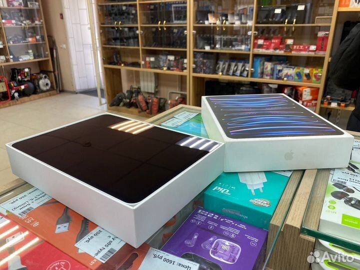 Планшет Apple, iPad Pro 11 (4-го поколения), 128 г