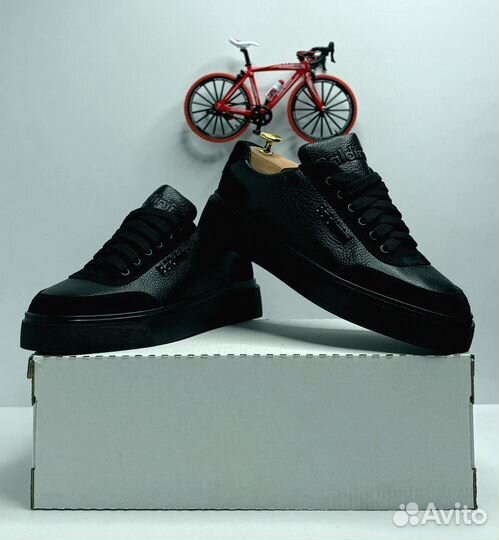 Кроссовки Baldinini современные