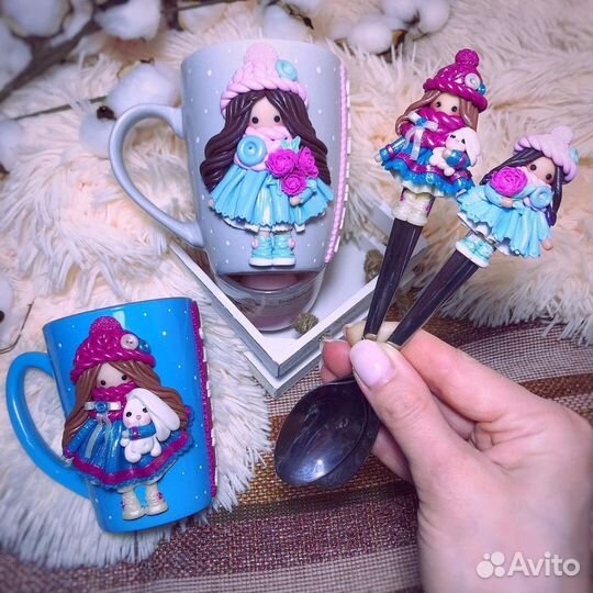 Кукла на кружке ручная работа