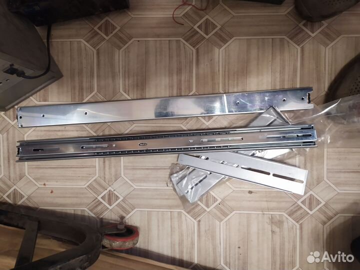 Procase SU-24 универсальные салазки 24