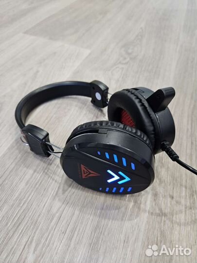 Игровые наушники с микрофоном