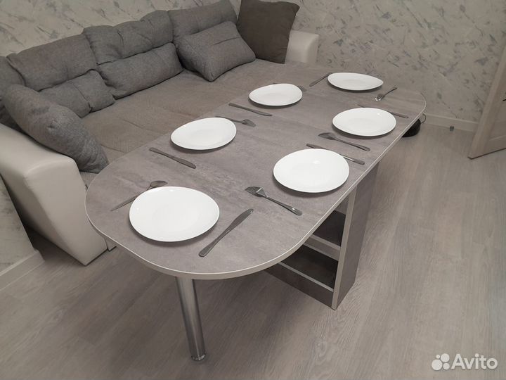 Стол - книжка 75 см