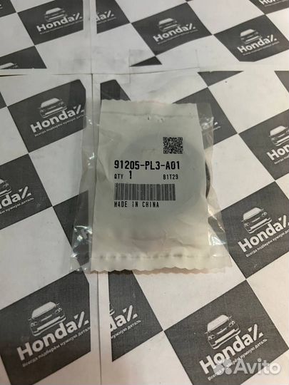 Сальник левого привода Honda Civic 8 CR-V 1