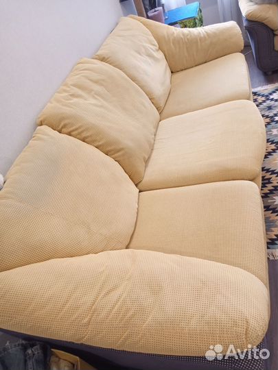 Диван и кресло