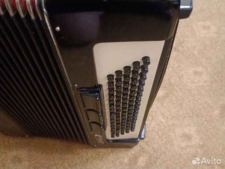 Немецкий аккордеон Weltmeister Stella 3/4