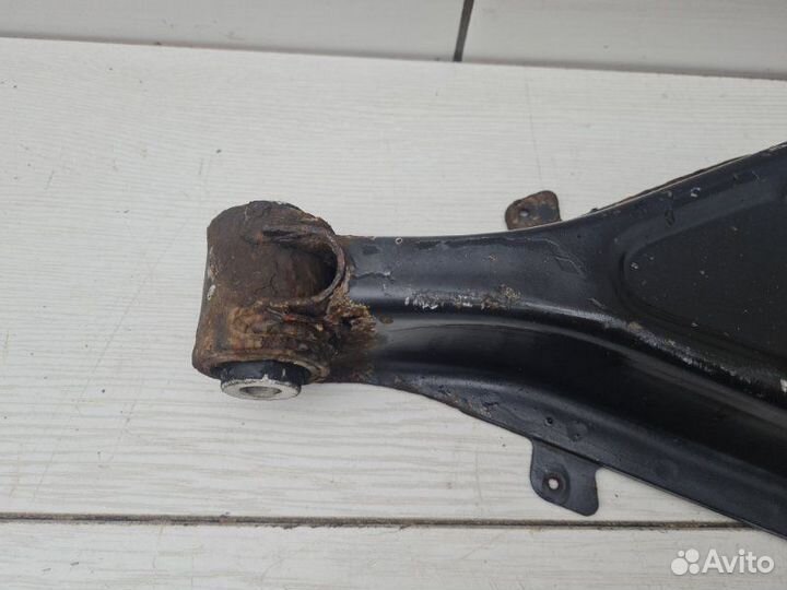 Рычаг задний правый Mercedes Slk R172 OM651 2012